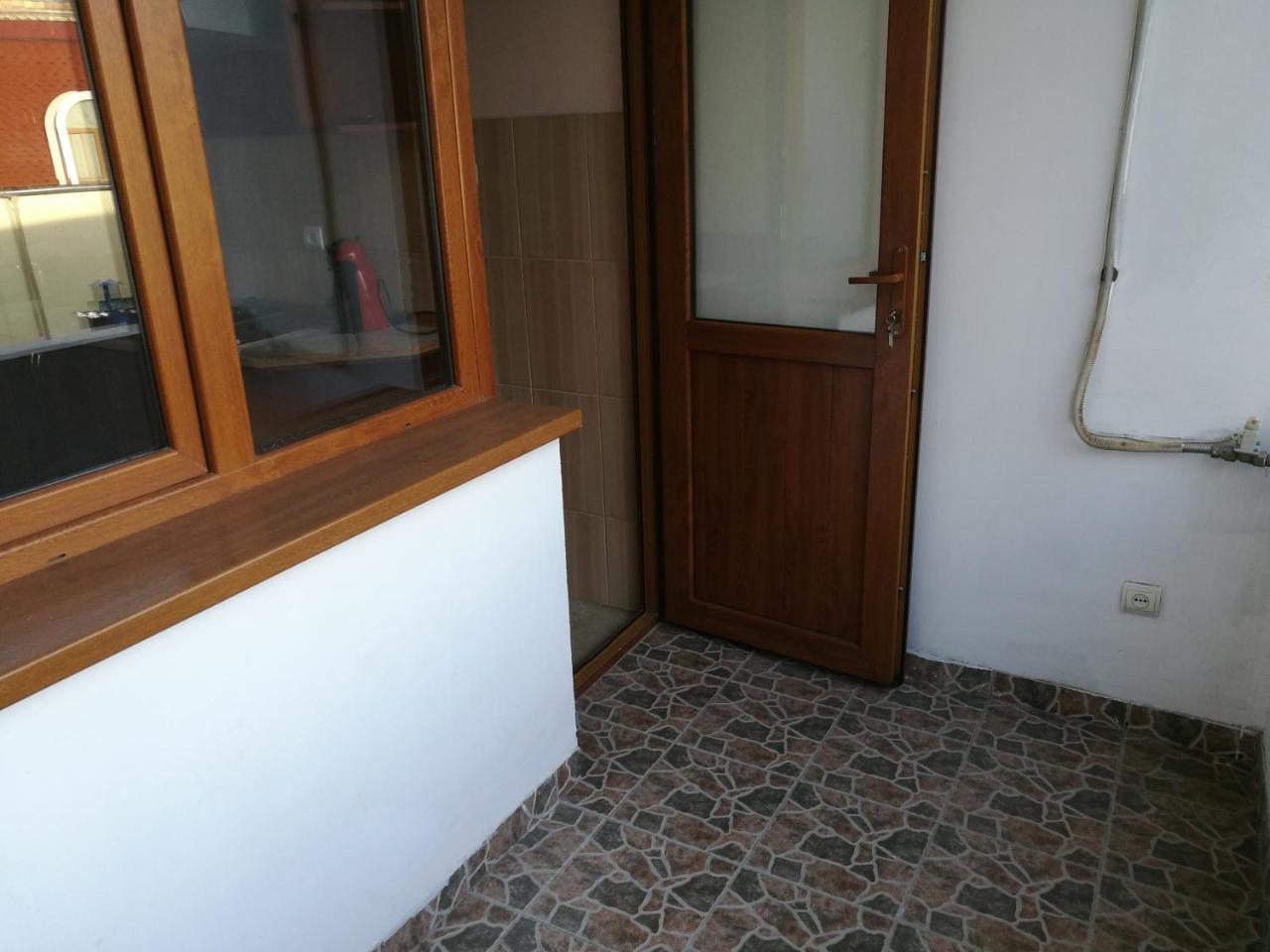 Apartment #1 In The City Center 耶烈万 外观 照片